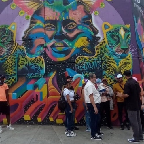 GRAFITTI TOUR