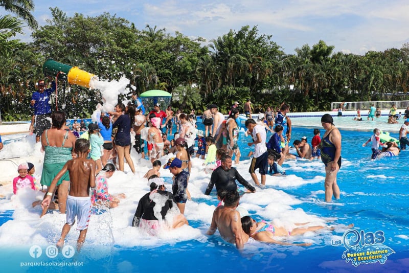 Parque las olas Girardot